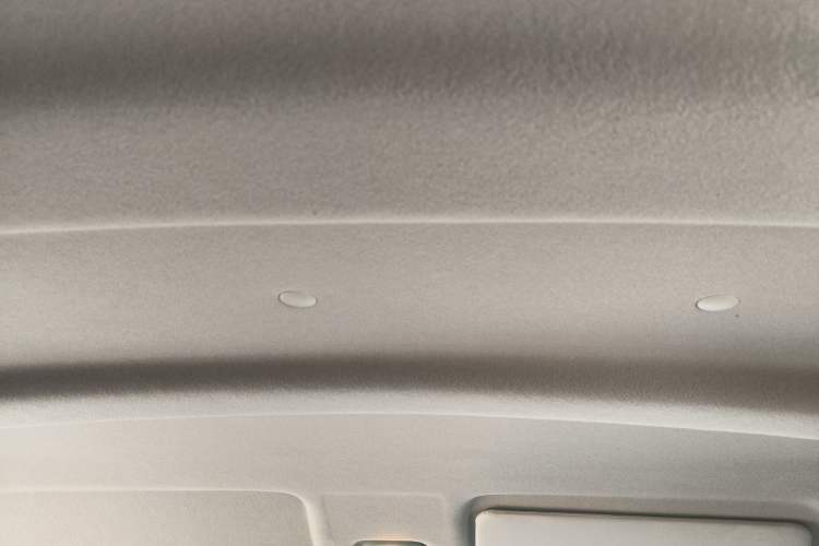 Used CHANGAN KAICHENG Ruixing EM80 2024 Comfort-Style 6-Seater 41.86 kWh Headliner