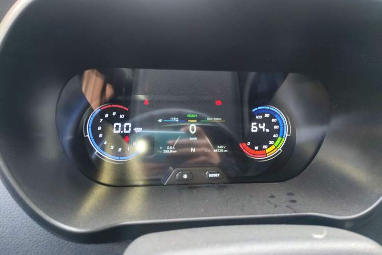 Used CHANGAN KAICHENG Ruixing EM80 2024 Liftback Comfort Version 6 Seats 41.86 kWh Instrument Cluster