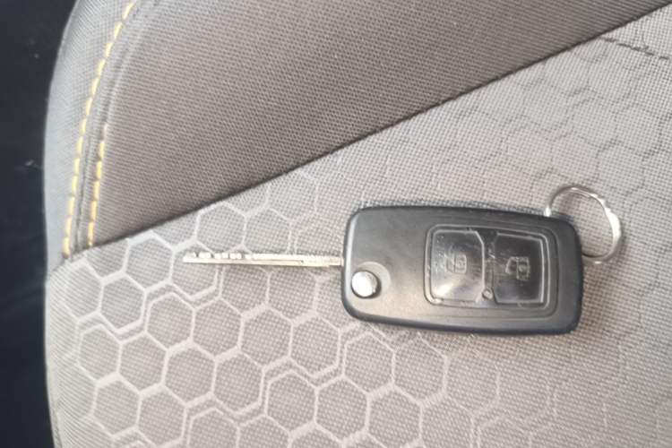 Used CHANGAN KAICHENG Ruixing EM80 2024 Standard Edition 2 Seats 41.86 kWh Interior 1