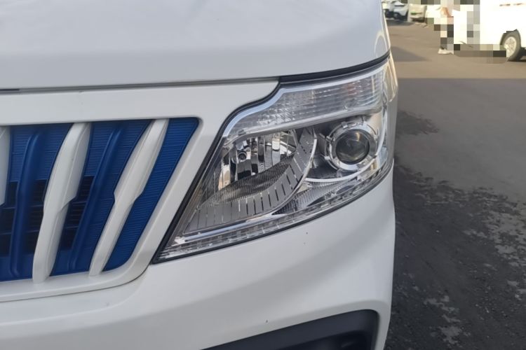 Used CHANGAN KAICHENG Ruixing EM80 2024 Standard Edition 2 Seats 41.86 kWh Left Front Headlight
