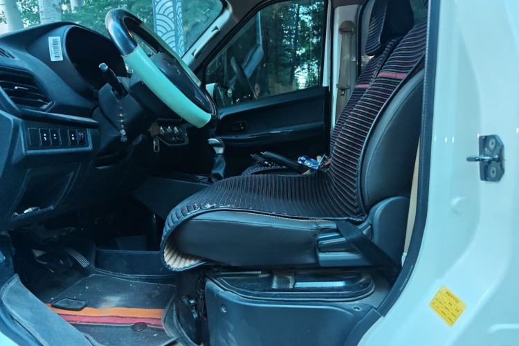 Used CHANGAN KAICHENG Ruixing EM80 2024 Comfort-Style 6-Seater 41.86 kWh Left Front Seat