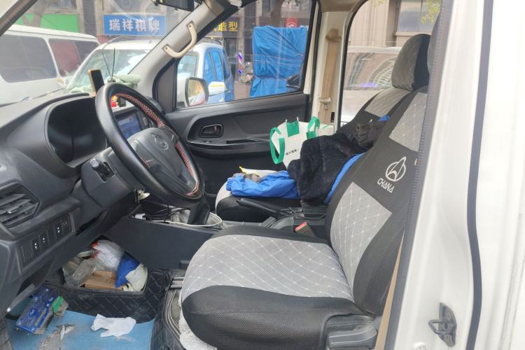 Used CHANGAN KAICHENG Ruixing EM80 2024 Liftback Comfort Version 6 Seats 41.86 kWh Left Front Seat