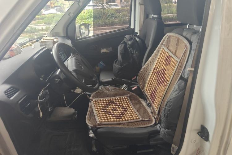 Used CHANGAN KAICHENG Ruixing EM80 2024 Comfort-Style 6-Seater 41.86 kWh Left Front Seat