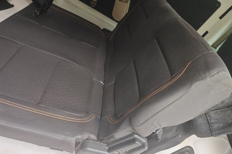 Used CHANGAN KAICHENG Ruixing EM80 2024 Comfort-Style 6-Seater 41.86 kWh Left Rear Seat