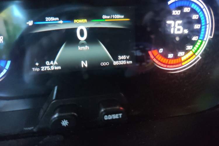 Used CHANGAN KAICHENG Ruixing EM80 2024 Comfort-Style 6-Seater 41.86 kWh Odometer Close Up