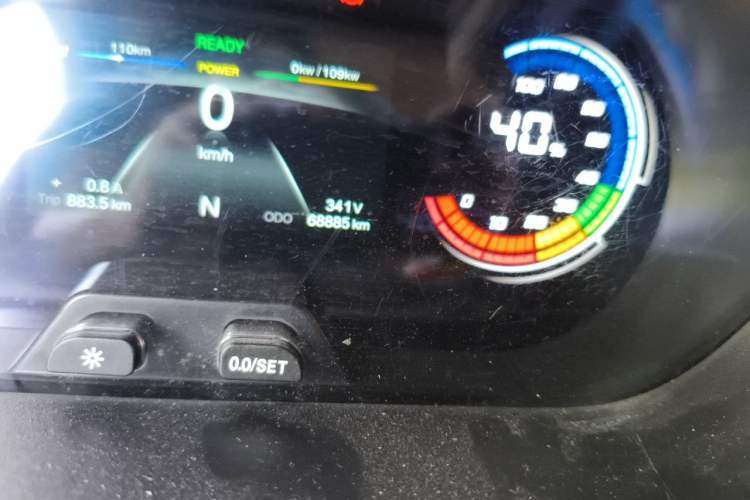 Used CHANGAN KAICHENG Ruixing EM80 2024 Comfort-Style 6-Seater 41.86 kWh Odometer Close Up