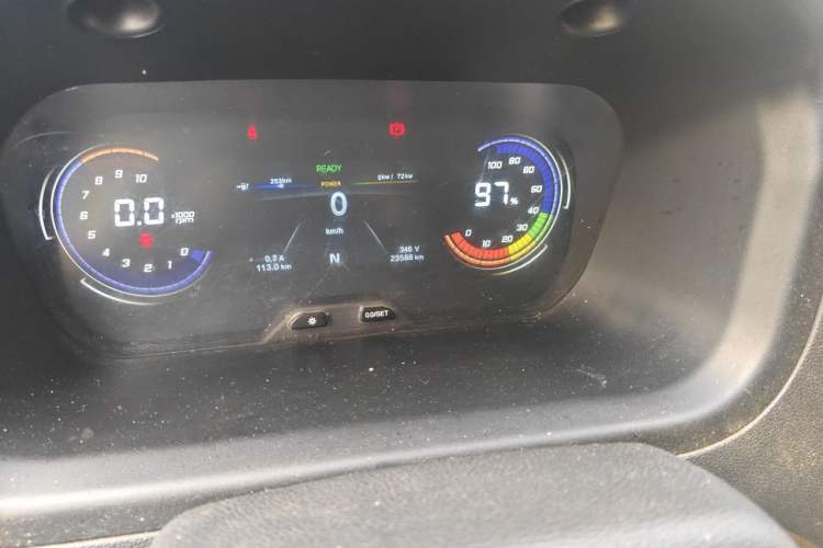 Used CHANGAN KAICHENG Ruixing EM80 2024 Liftback Standard Version 2 Seats 41.86 kWh Odometer Close Up