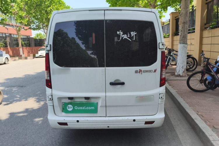 Used CHANGAN KAICHENG Ruixing EM80 2024 Comfort-Style 6-Seater 41.86 kWh Rear