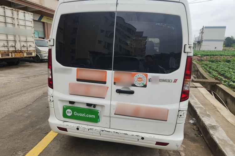 Used CHANGAN KAICHENG Ruixing EM80 2024 Comfort-Style 6-Seater 41.86 kWh Rear