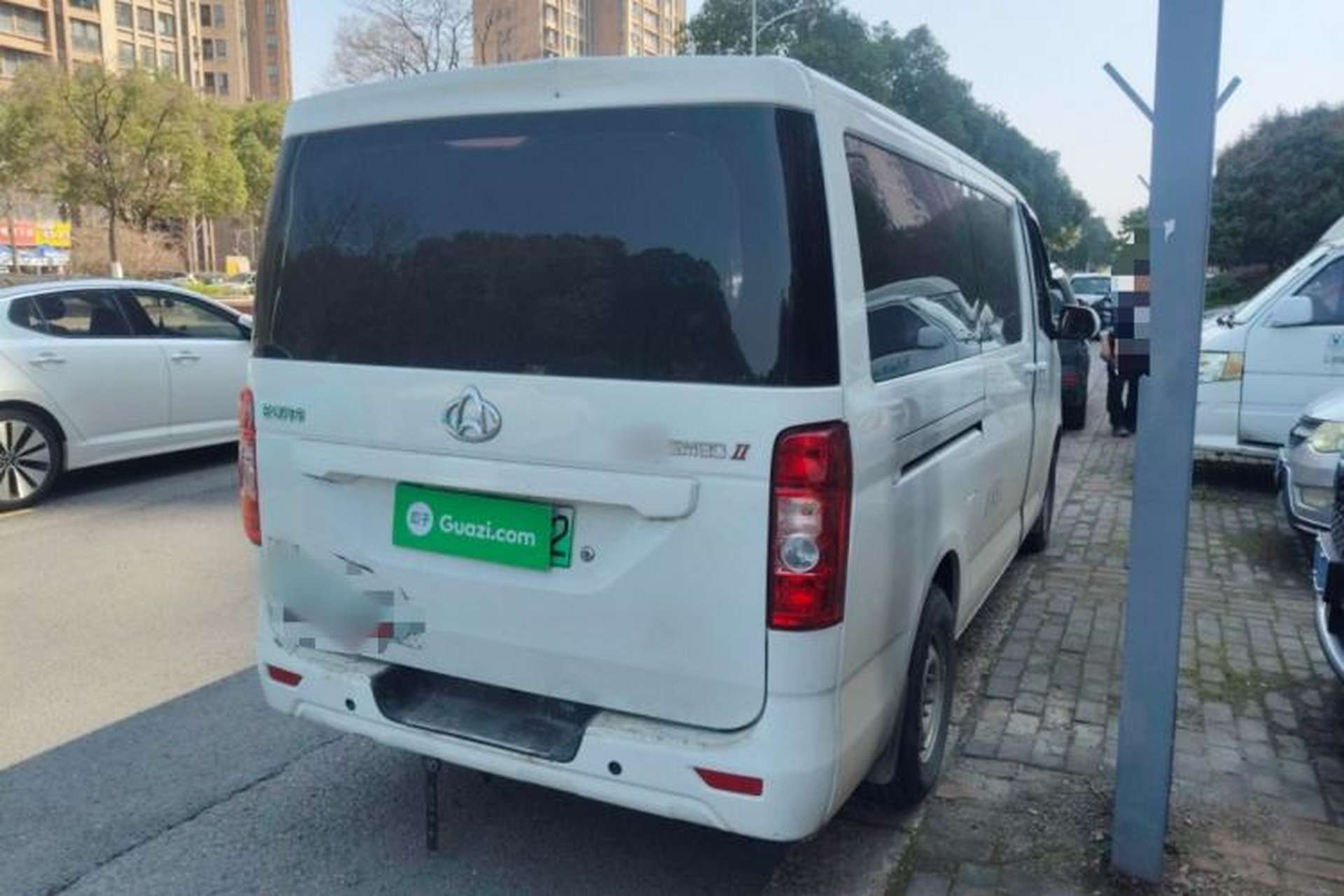Used CHANGAN KAICHENG Ruixing EM80 2024 Liftback Comfort Version 6 Seats 41.86 kWh Rear Right 45 Deg