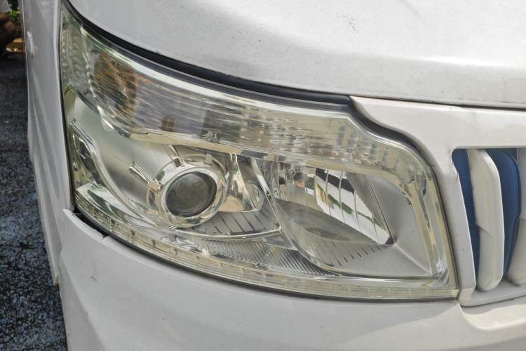 Used CHANGAN KAICHENG Ruixing EM80 2024 Liftback Standard Version 2 Seats 41.86 kWh Right Front Headlight