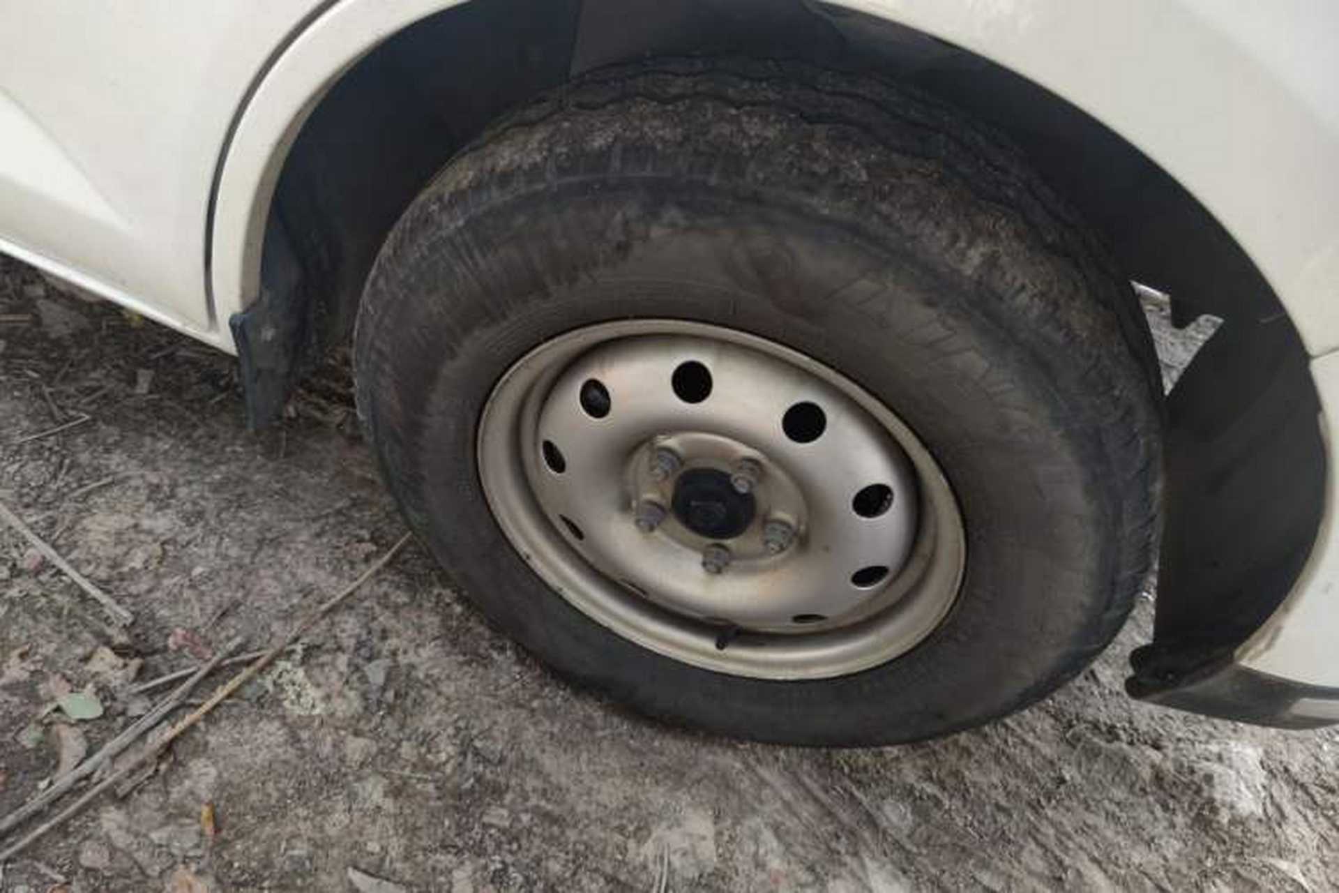 Used CHANGAN KAICHENG Ruixing EM80 2024 Comfort-Style 6-Seater 41.86 kWh Right Front Wheel Hub