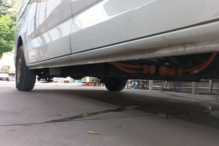 Used CHANGAN KAICHENG Ruixing EM80 2024 Liftback Comfort Version 6 Seats 41.86 kWh Right Side Sill