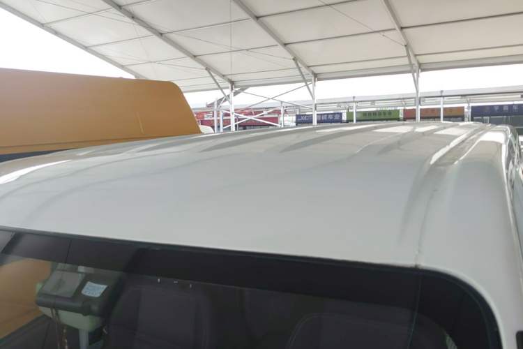 Used CHANGAN KAICHENG Ruixing EM80 2024 Comfort-Style 6-Seater 41.86 kWh Roof