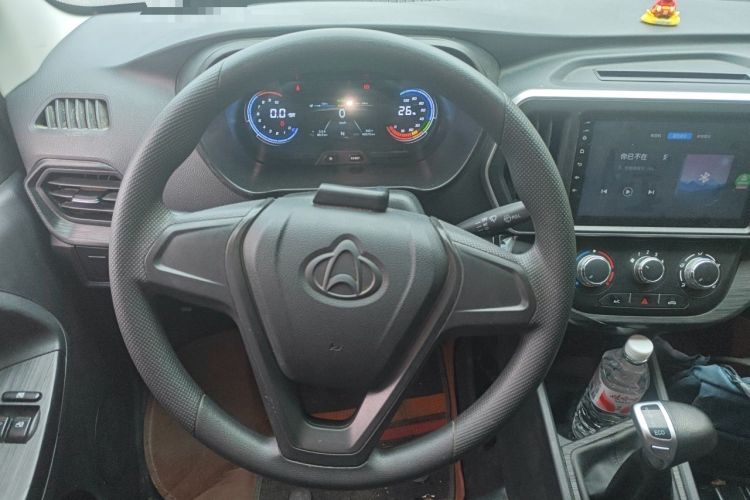 Used CHANGAN KAICHENG Ruixing EM80 2024 Comfort-Style 6-Seater 41.86 kWh Steering Wheel