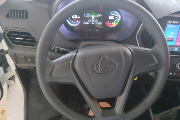 Used CHANGAN KAICHENG Ruixing EM80 2024 Comfort-Style 6-Seater 41.86 kWh Steering Wheel