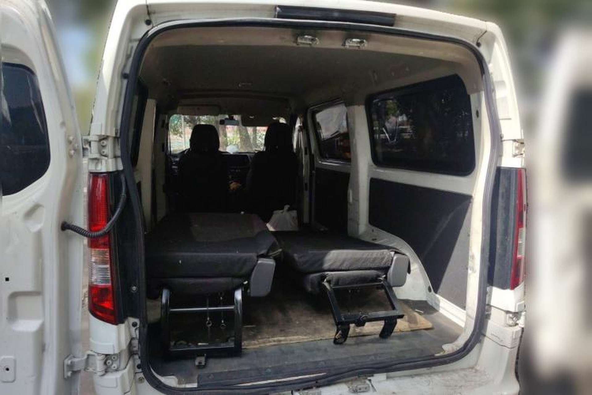Used CHANGAN KAICHENG Ruixing EM80 2024 Comfort-Style 6-Seater 41.86 kWh Trunk