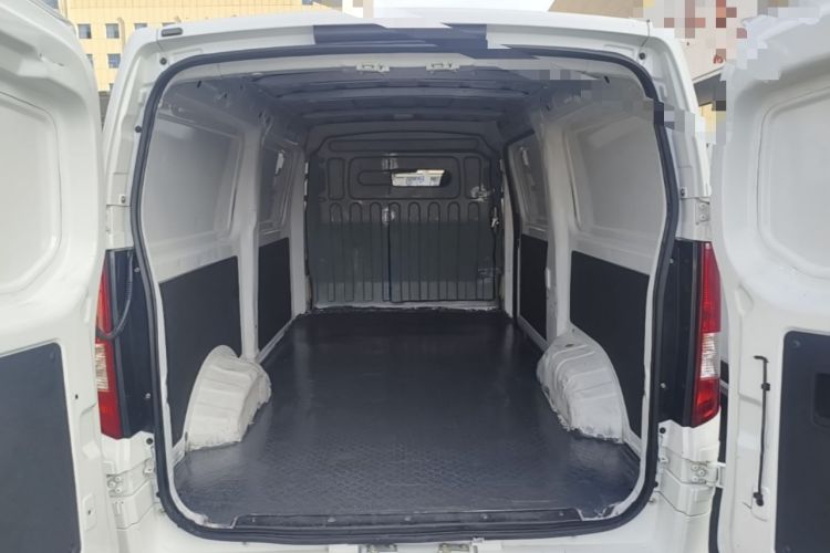 Used CHANGAN KAICHENG Ruixing EM80 2024 Standard Edition 2 Seats 41.86 kWh Trunk