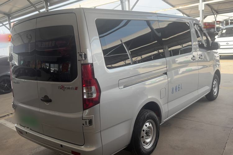 Used CHANGAN KAICHENG Ruixing EM80 2025 Passenger Version Comfort Edition 6-Seater 300 km Dual-Swing Doors Exterior 3