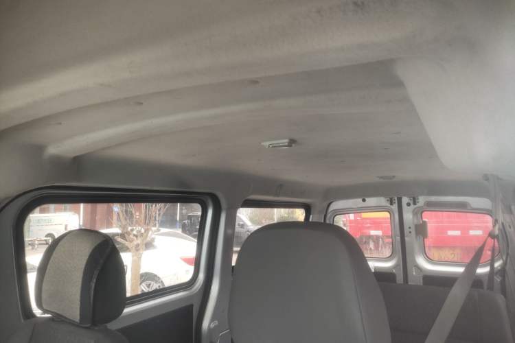 Used CHANGAN KAICHENG Ruixing EM80 2025 Passenger Version Comfort Edition 6-Seater 300 km Dual-Swing Doors Headliner