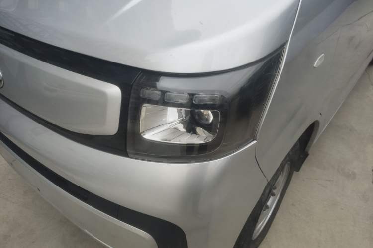 Used CHANGAN KAICHENG Ruixing EM80 2025 Passenger Version Comfort Edition 6-Seater 300 km Dual-Swing Doors Left Front Headlight