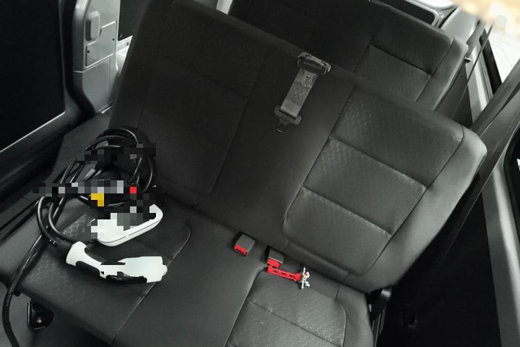 Used CHANGAN KAICHENG Ruixing EM80 2025 Passenger Version Comfort Model 6 Seats 300 km Liftback Door Left Rear Seat