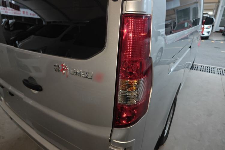 Used CHANGAN KAICHENG Ruixing EM80 2025 Passenger Version Comfort Model 6 Seats 260 km Twin-Door Design 60 kW Right Rear Taillight