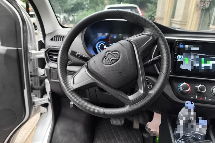 Used CHANGAN KAICHENG Ruixing EM80 2025 Passenger Version Comfort Model 6 Seats 300 km Liftback Door Steering Wheel