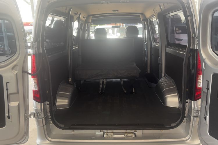 Used CHANGAN KAICHENG Ruixing EM80 2025 Passenger Version Comfort Edition 6-Seater 300 km Dual-Swing Doors Trunk