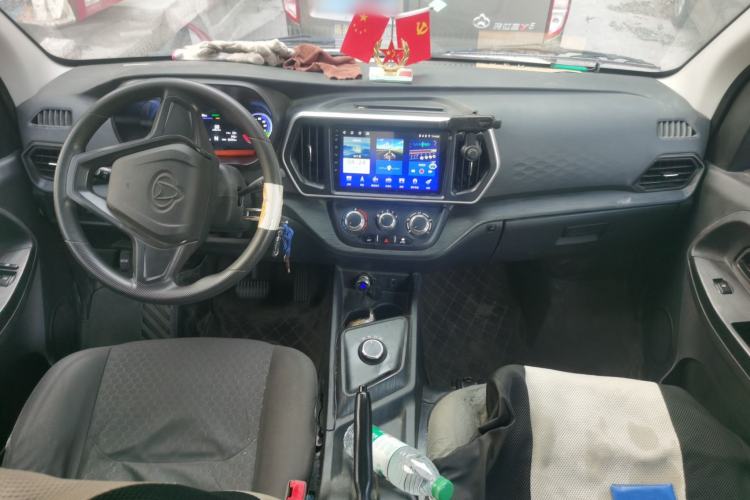 Used CHANGAN KAICHENG Ruixing EM80 2025 Passenger Version Comfort Edition 6-Seater 300 km Dual-Swing Doors Center Console