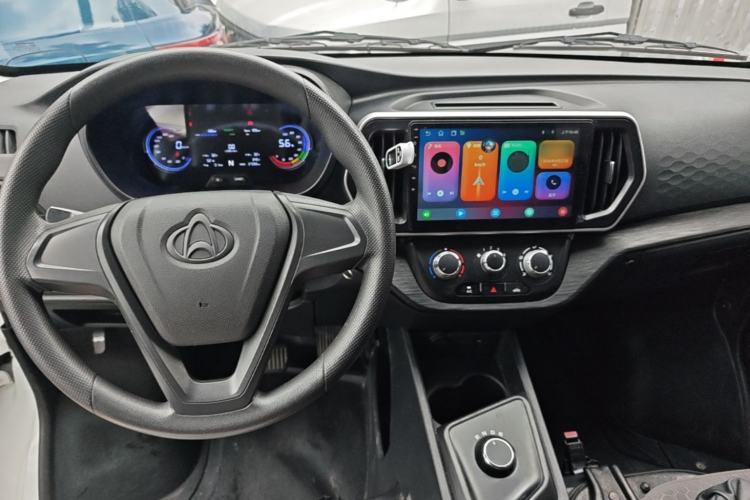 Used CHANGAN KAICHENG Ruixing EM80 2025 Passenger Version Comfort Edition 6-Seater 300 km Dual-Swing Doors Center Console