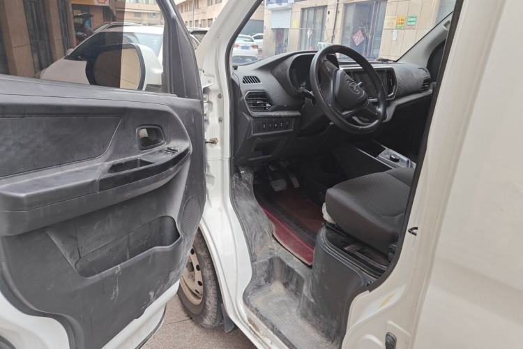 Used CHANGAN KAICHENG Ruixing EM80 2025 Passenger Version Comfort Edition 6-Seater 300 km Dual-Swing Doors Driver Seat