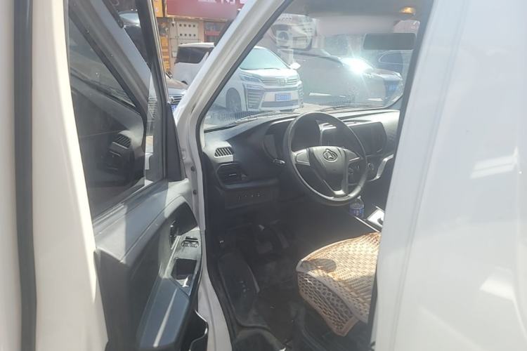 Used CHANGAN KAICHENG Ruixing EM80 2025 Passenger Version Comfort Edition 6-Seater 300 km Dual-Swing Doors Driver Seat