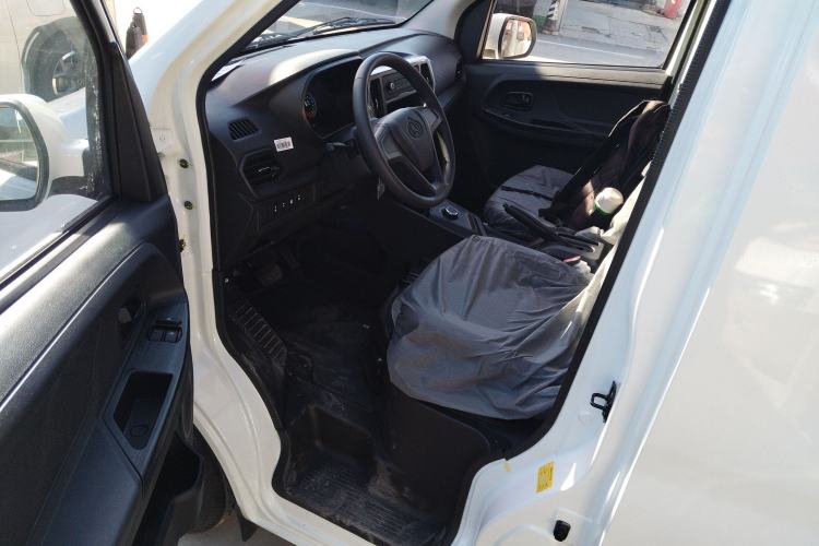 Used CHANGAN KAICHENG Ruixing EM80 2025 Passenger Version Comfort Edition 6-Seater 300 km Dual-Swing Doors Driver Seat