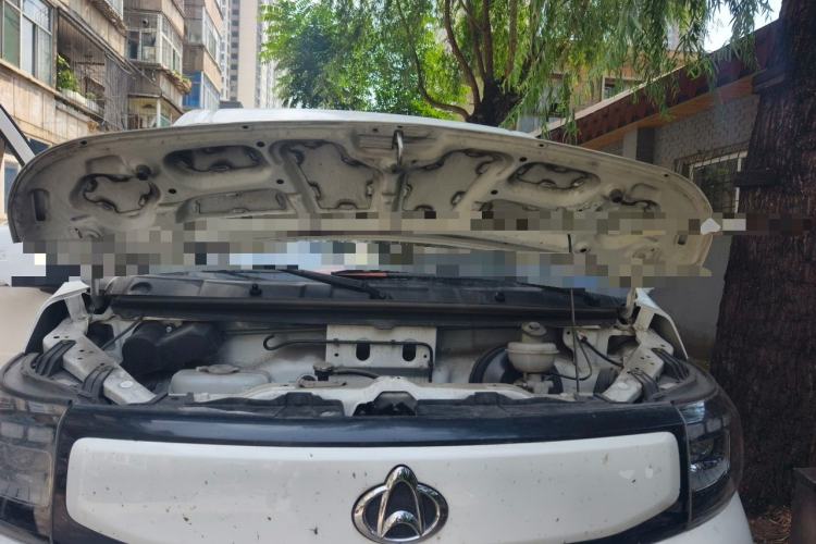 Used CHANGAN KAICHENG Ruixing EM80 2025 Passenger Version Comfort Model 6 Seats 300 km Liftback Door Engine Bay