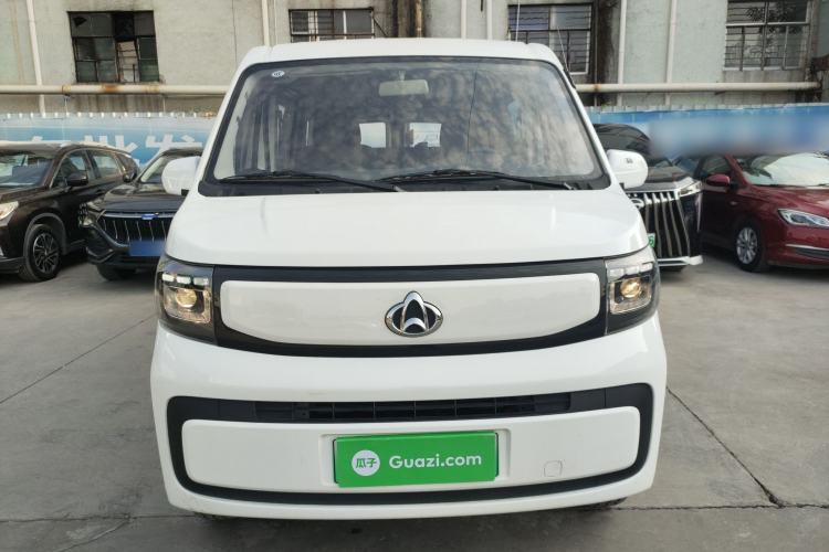 Used CHANGAN KAICHENG Ruixing EM80 2025 Passenger Version Comfort Edition 6-Seater 300 km Dual-Swing Doors Exterior 1