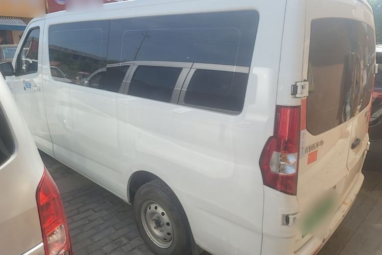 Used CHANGAN KAICHENG Ruixing EM80 2025 Passenger Version Comfort Edition 6-Seater 300 km Dual-Swing Doors Exterior 2