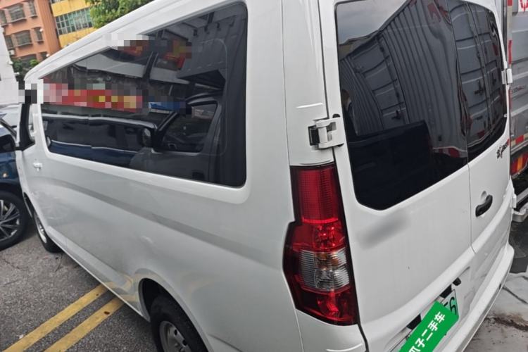 Used CHANGAN KAICHENG Ruixing EM80 2025 Passenger Version Comfort Edition 6-Seater 300 km Dual-Swing Doors Exterior 2