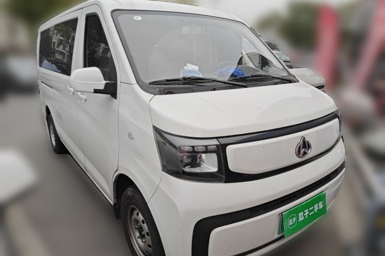 Used CHANGAN KAICHENG Ruixing EM80 2025 Passenger Version Comfort Edition 6-Seater 300 km Dual-Swing Doors Exterior 2