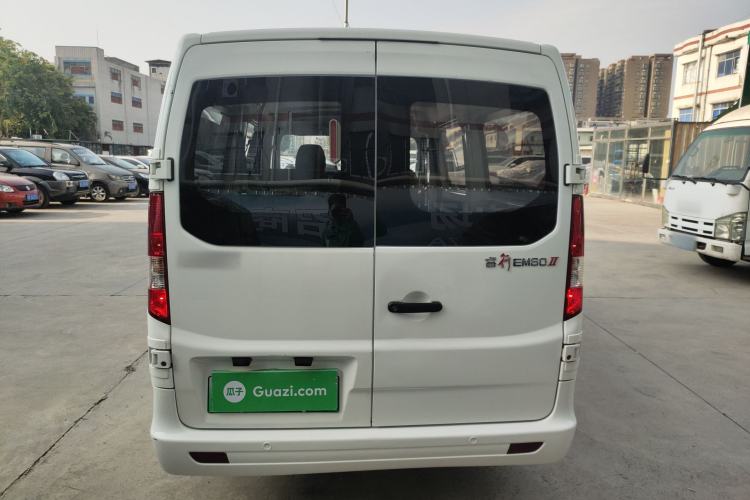 Used CHANGAN KAICHENG Ruixing EM80 2025 Passenger Version Comfort Edition 6-Seater 300 km Dual-Swing Doors Exterior 4