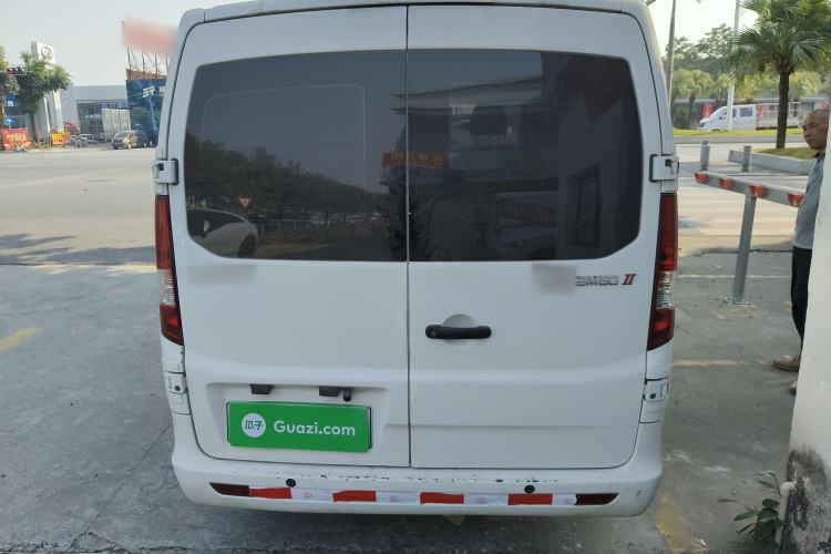 Used CHANGAN KAICHENG Ruixing EM80 2025 Passenger Version Comfort Edition 6-Seater 300 km Dual-Swing Doors Exterior 4