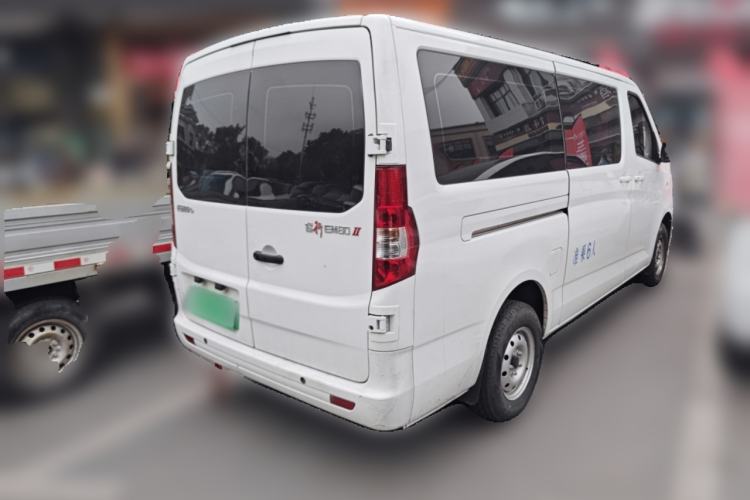 Used CHANGAN KAICHENG Ruixing EM80 2025 Passenger Version Comfort Edition 6-Seater 300 km Dual-Swing Doors Exterior 5