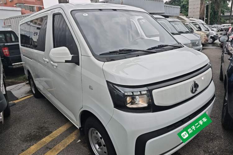 Used CHANGAN KAICHENG Ruixing EM80 2025 Passenger Version Comfort Edition 6-Seater 300 km Dual-Swing Doors Front Right 45 Deg
