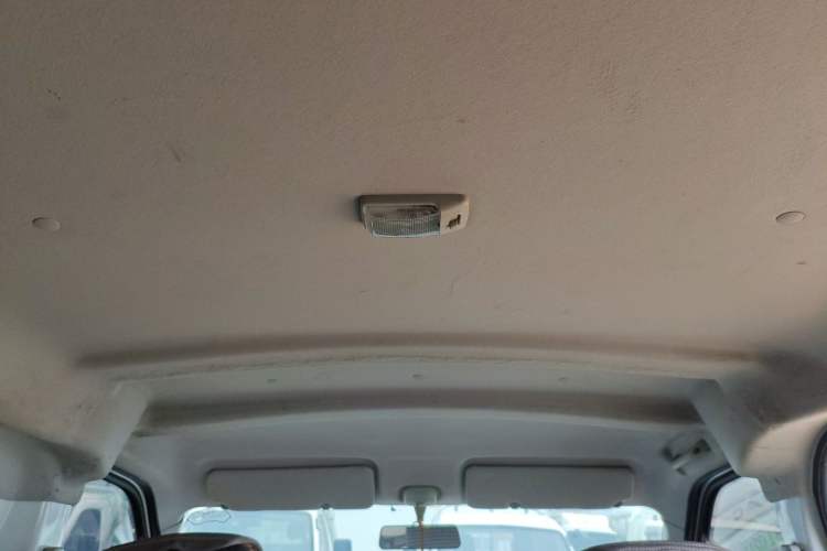 Used CHANGAN KAICHENG Ruixing EM80 2025 Customized Passenger Version 6-Seater 300km Side-Hinged Doors Headliner