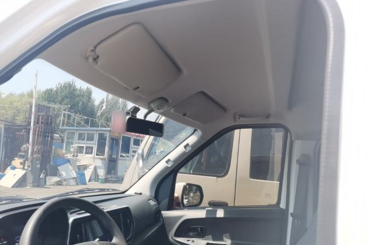 Used CHANGAN KAICHENG Ruixing EM80 2025 Passenger Version Comfort Model 6 Seats 300 km Liftback Door Headliner