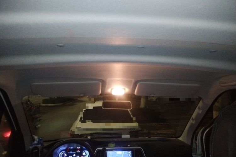 Used CHANGAN KAICHENG Ruixing EM80 2025 Passenger Version Comfort Edition 6-Seater 300 km Dual-Swing Doors Headliner