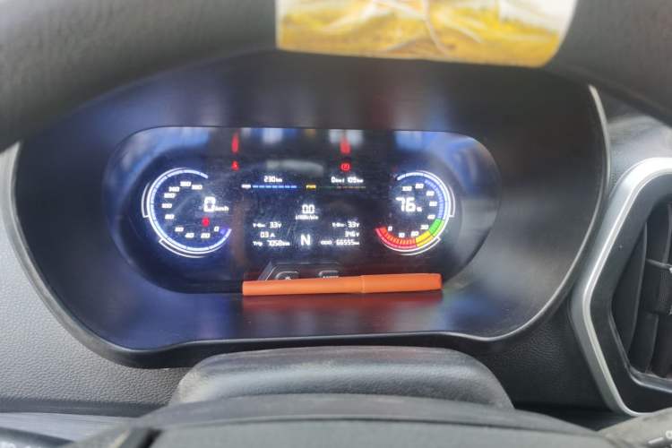 Used CHANGAN KAICHENG Ruixing EM80 2025 Passenger Version Comfort Edition 6-Seater 300 km Dual-Swing Doors Instrument Cluster