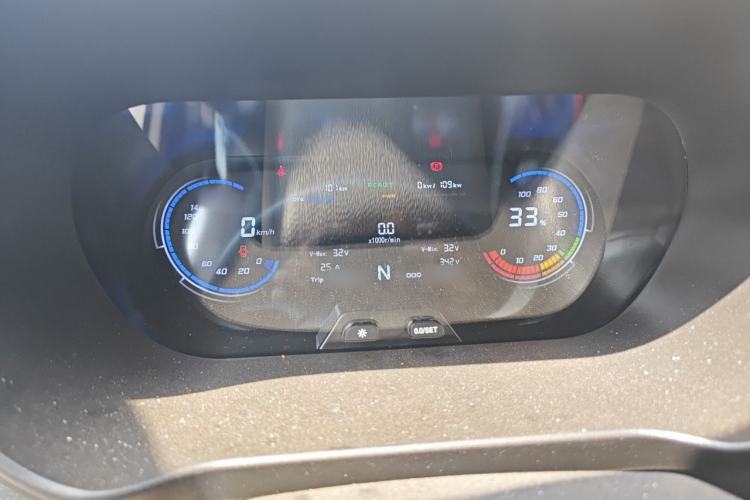 Used CHANGAN KAICHENG Ruixing EM80 2025 Cargo Version Standard 2-Seater 300 km Side-Hinged Doors Instrument Cluster