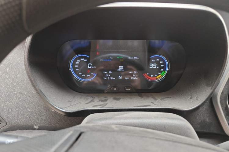 Used CHANGAN KAICHENG Ruixing EM80 2025 Passenger Version Comfort Edition 6-Seater 300 km Dual-Swing Doors Instrument Cluster