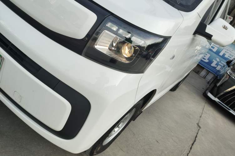 Used CHANGAN KAICHENG Ruixing EM80 2025 Passenger Version Comfort Edition 6-Seater 300 km Dual-Swing Doors Left Front Headlight